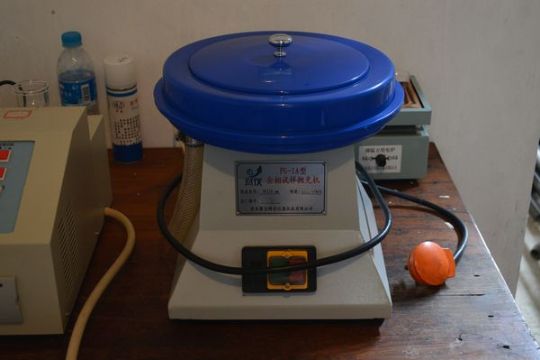 点击查看详细信息<br>标题：Polishing machine 阅读次数：1668